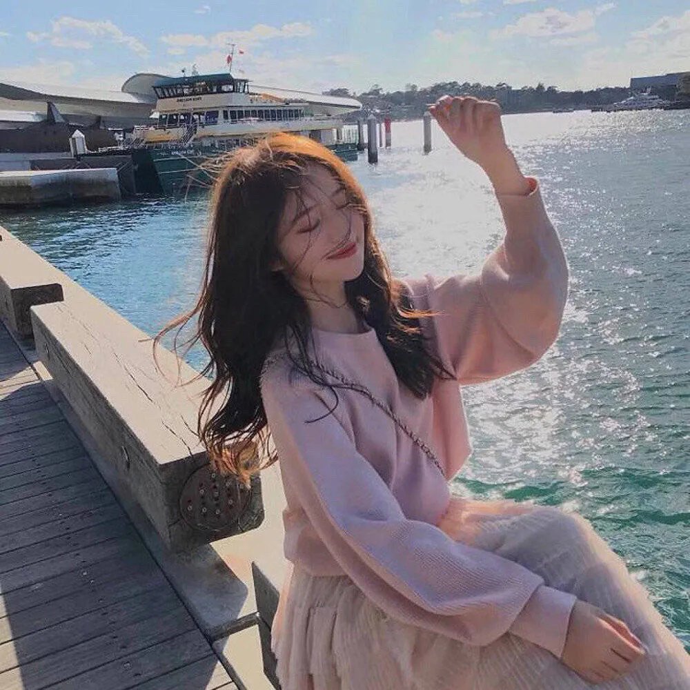 美女别倒贴，我不做裙下之臣